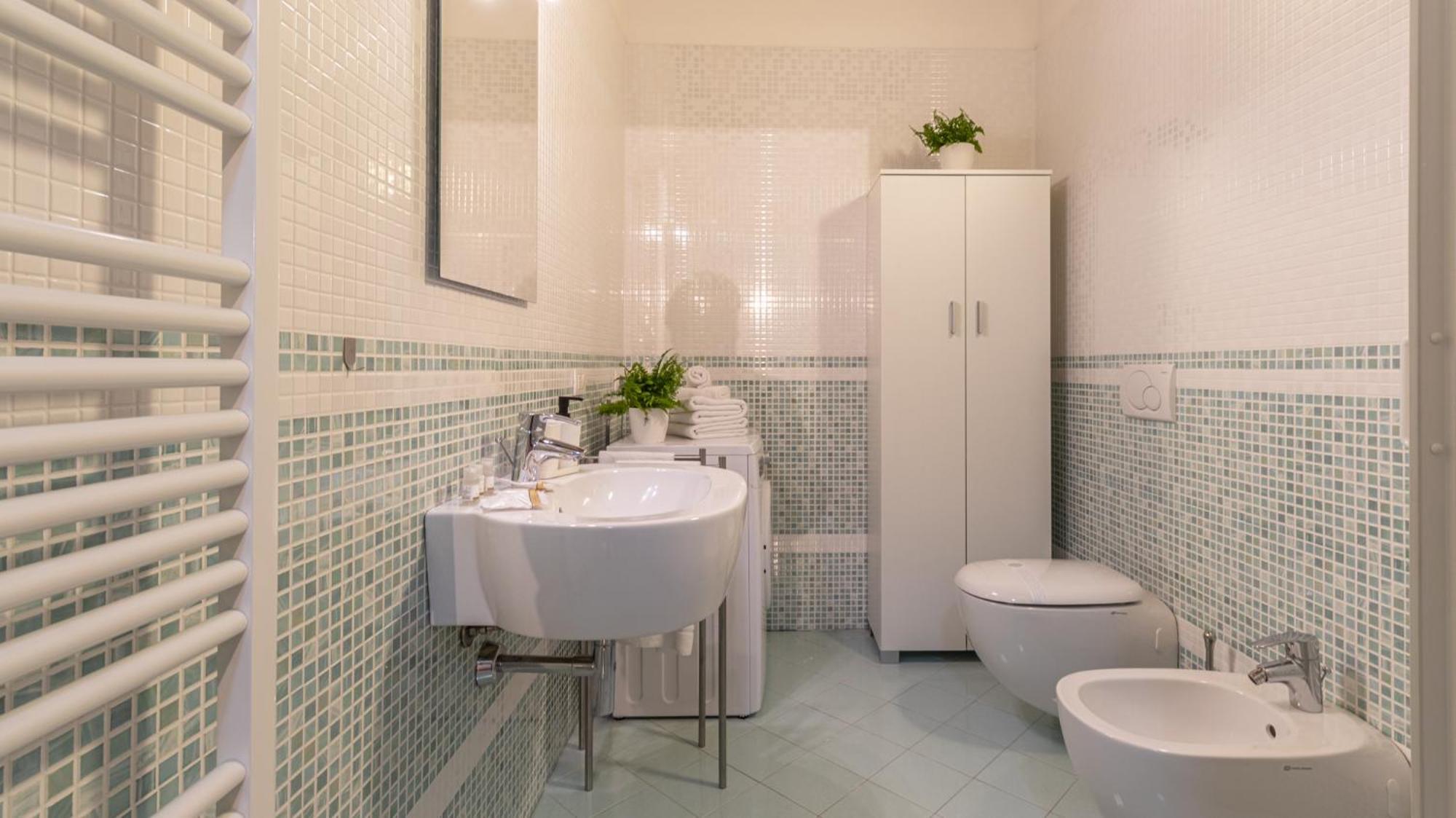 Apartamento Piazza Martiri-In Pieno Centro Sotto Al Castello Carpi Exterior foto